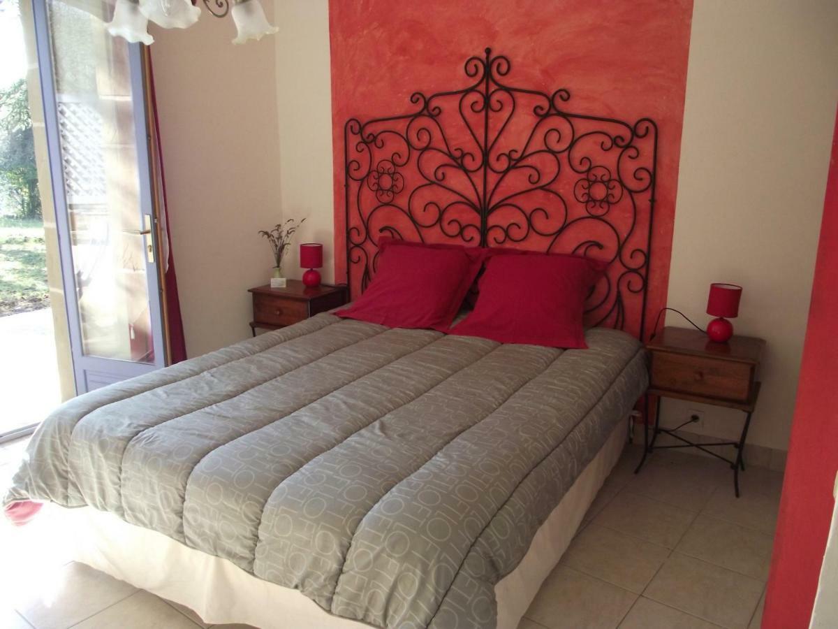 Domaine Des Cigales, Chambre D'Hotes Saint-Martin-d'Aout Exterior photo
